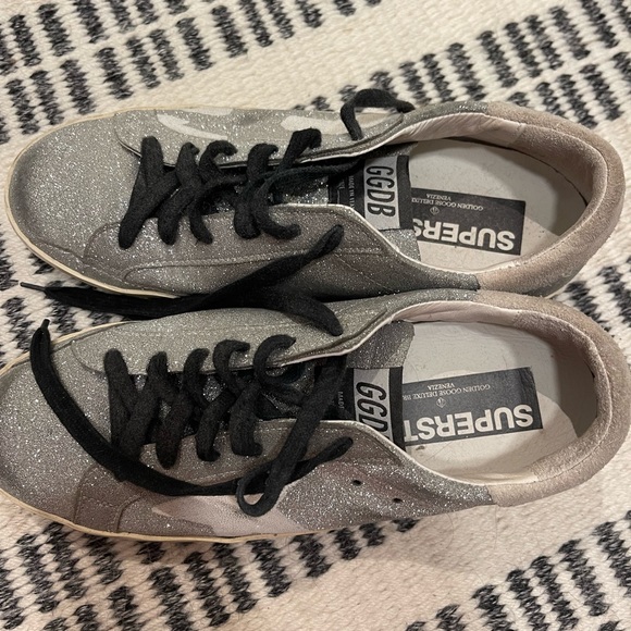 Golden Goose superstar size 39 never worn and in perfect condition. - Picture 4 of 4